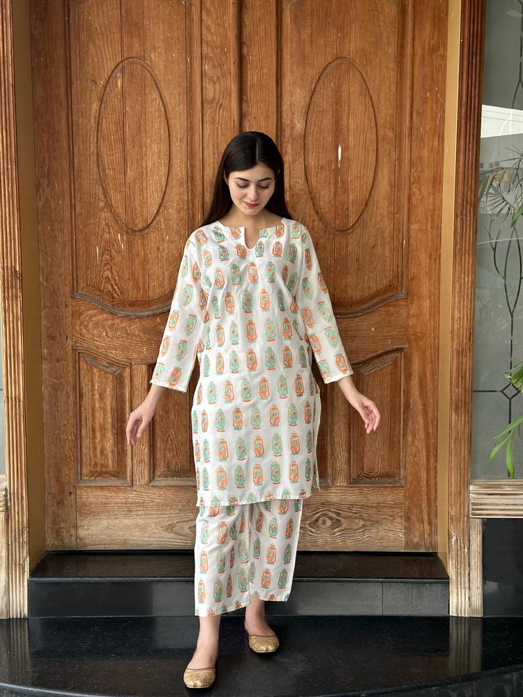 2 Pcs Women's Stitched Arabic Lawn Block Printed Shirt And Trouser